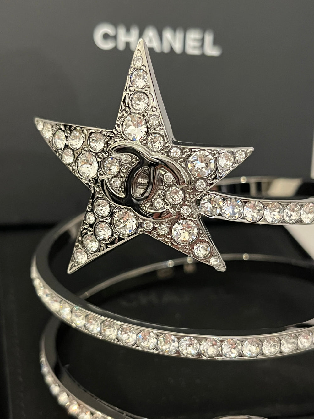 Pre Loved Chanel Ruthenium & Blue Crystal Star Bracelet 2022 collection by Virginie Viard (as new)