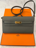 Pre Loved 2024 Hermes Kelly Classique To Go in Epsom Gris Leather (new)