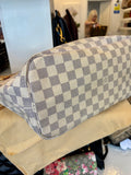 Louis Vuitton vintage Neverfull MM (reserved until Thur)