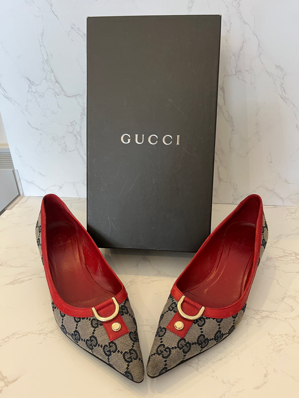 Pre Loved Gucci Vintage GG Kitten Heels UK5