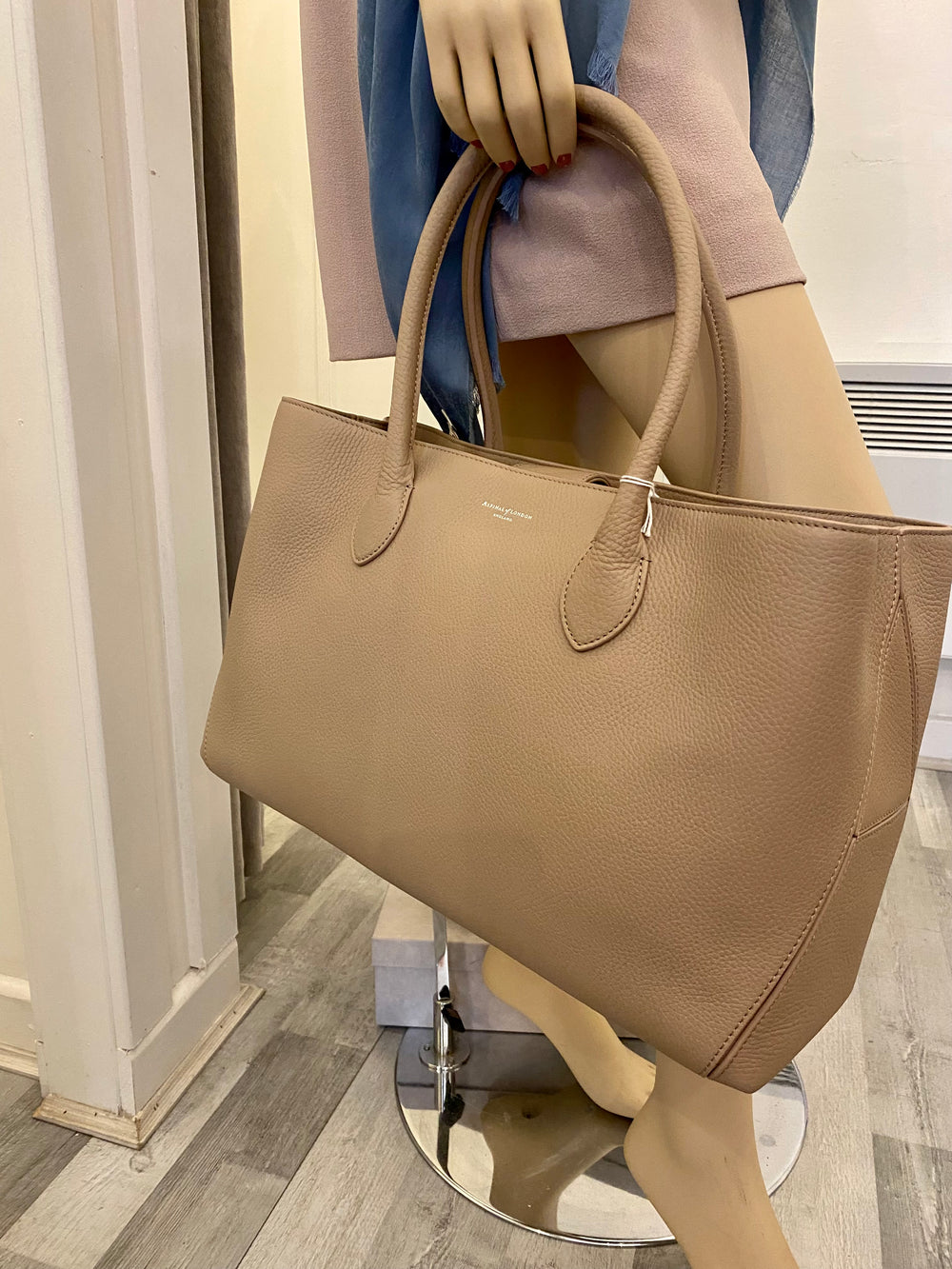 Pre Loved Aspinal of London Beige Leather Tote Bag (new)