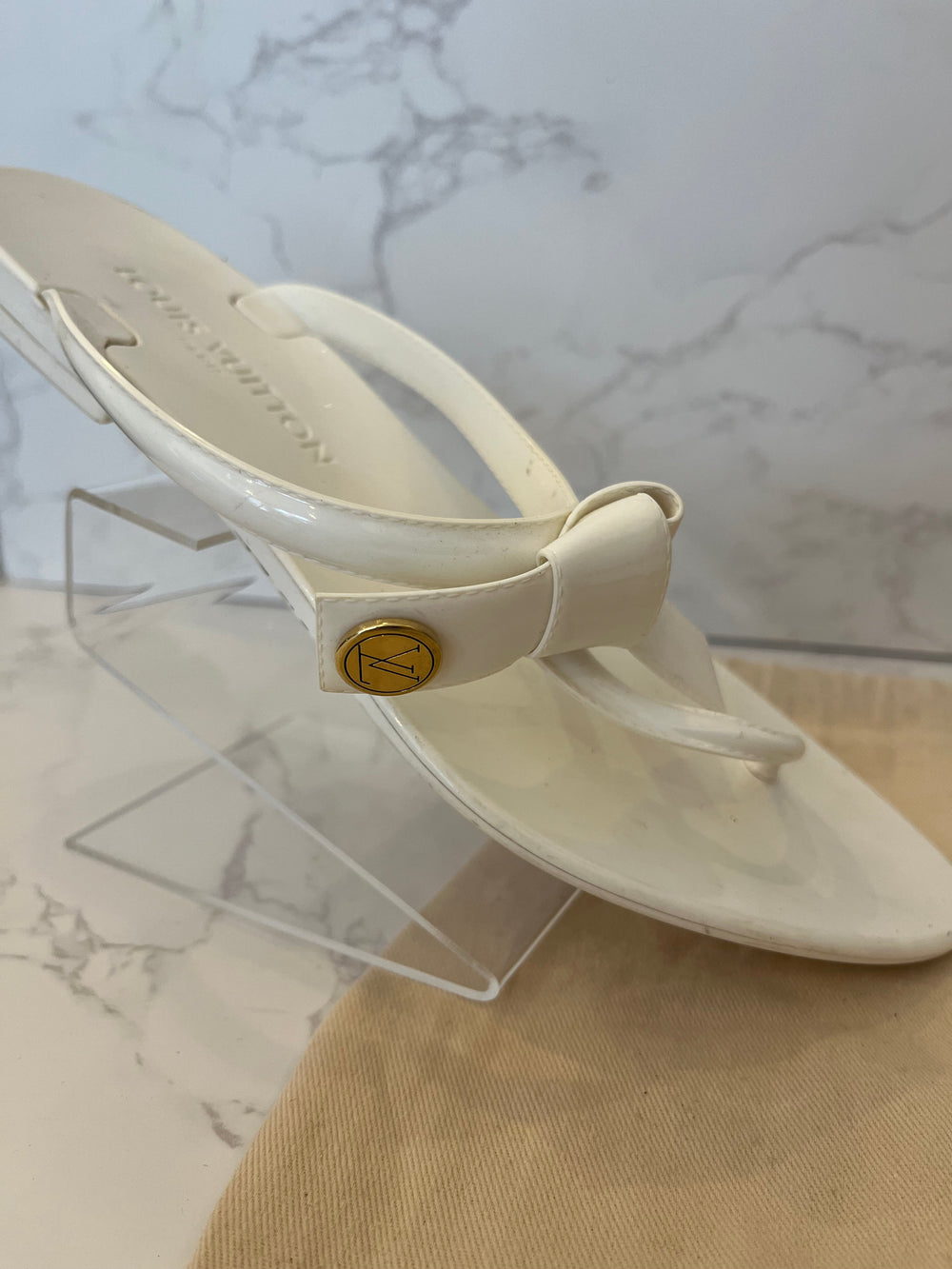 Pre Loved Louis Vuitton White Thong Flip-Flops UK5