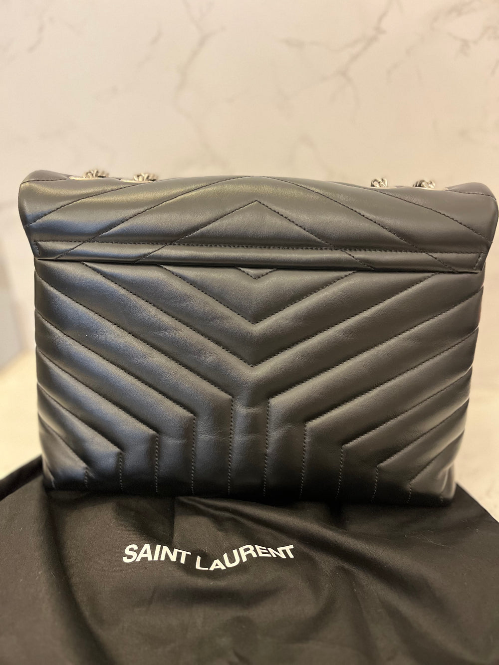 Pre Loved Yves Saint Laurent Medium Lou Lou Bag in Black - Excellent