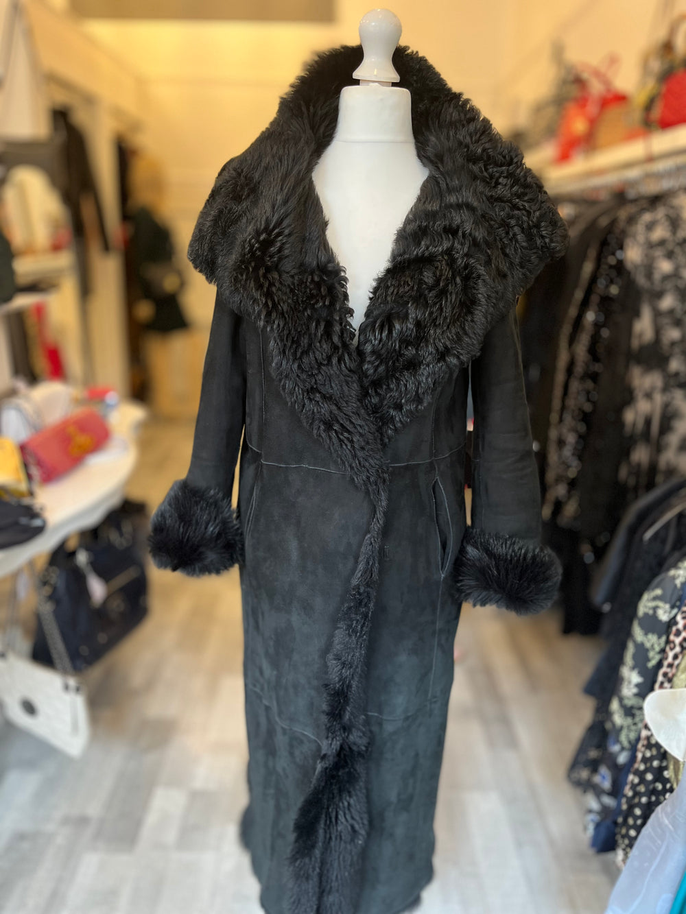 Pre Loved Joseph Toscana Shearling Long Coat size M(excellent)