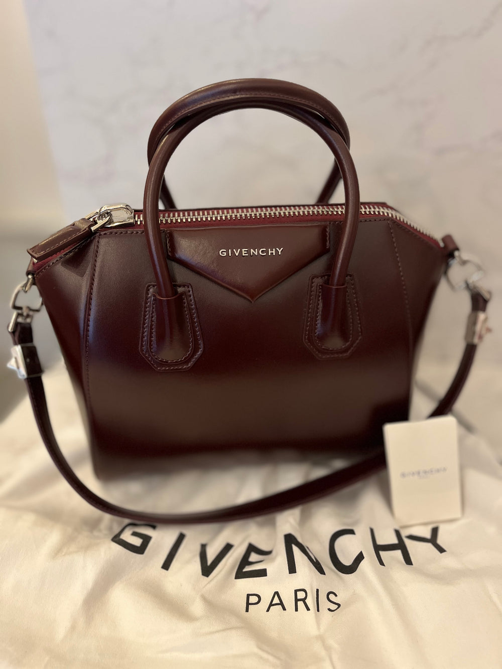Pre Loved Givenchy Small Burgundy Antigona  (excellent)