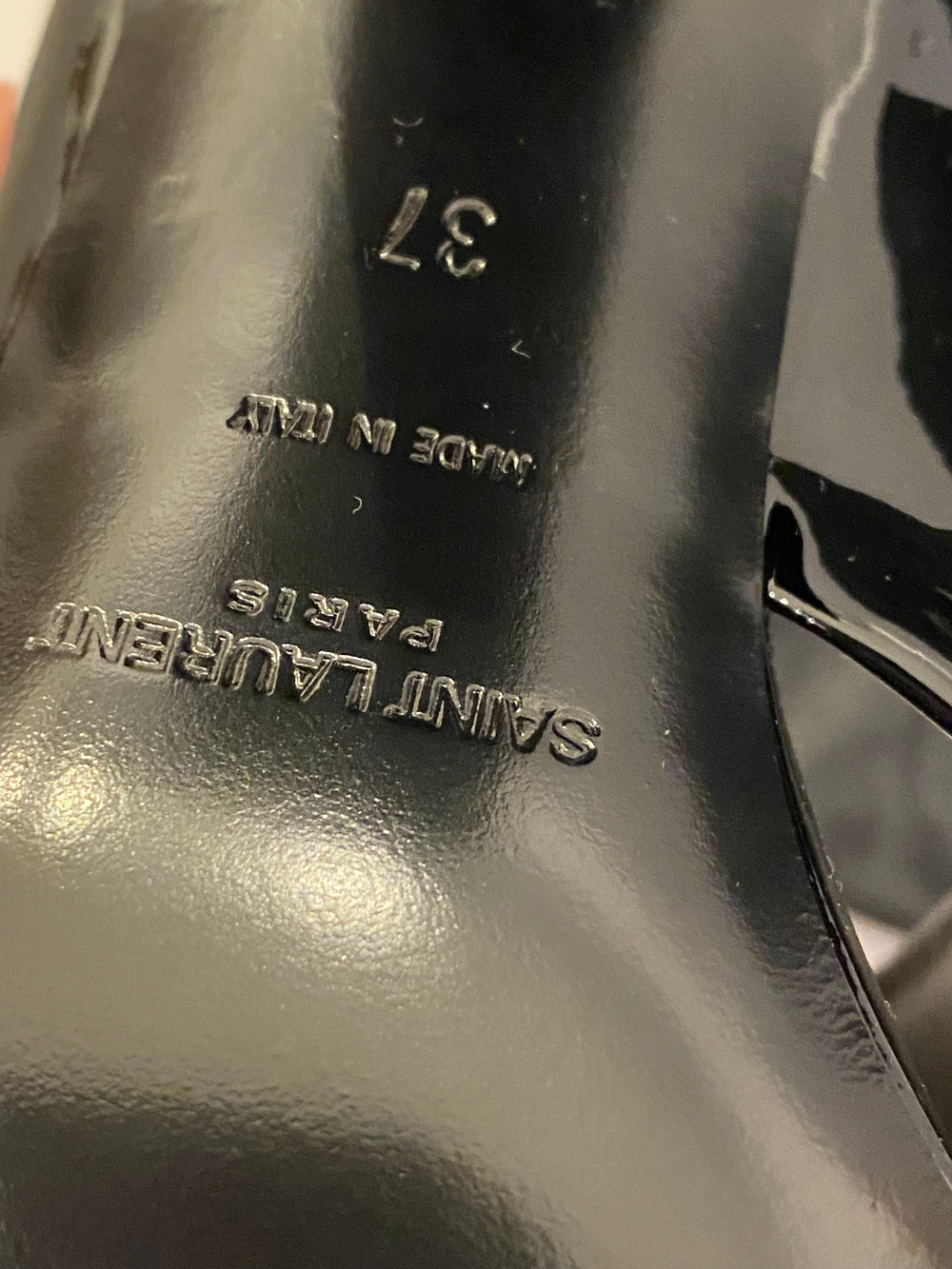 Yves Saint Laurent Lulu 95 Mule in Black Patent  uk4  (new)