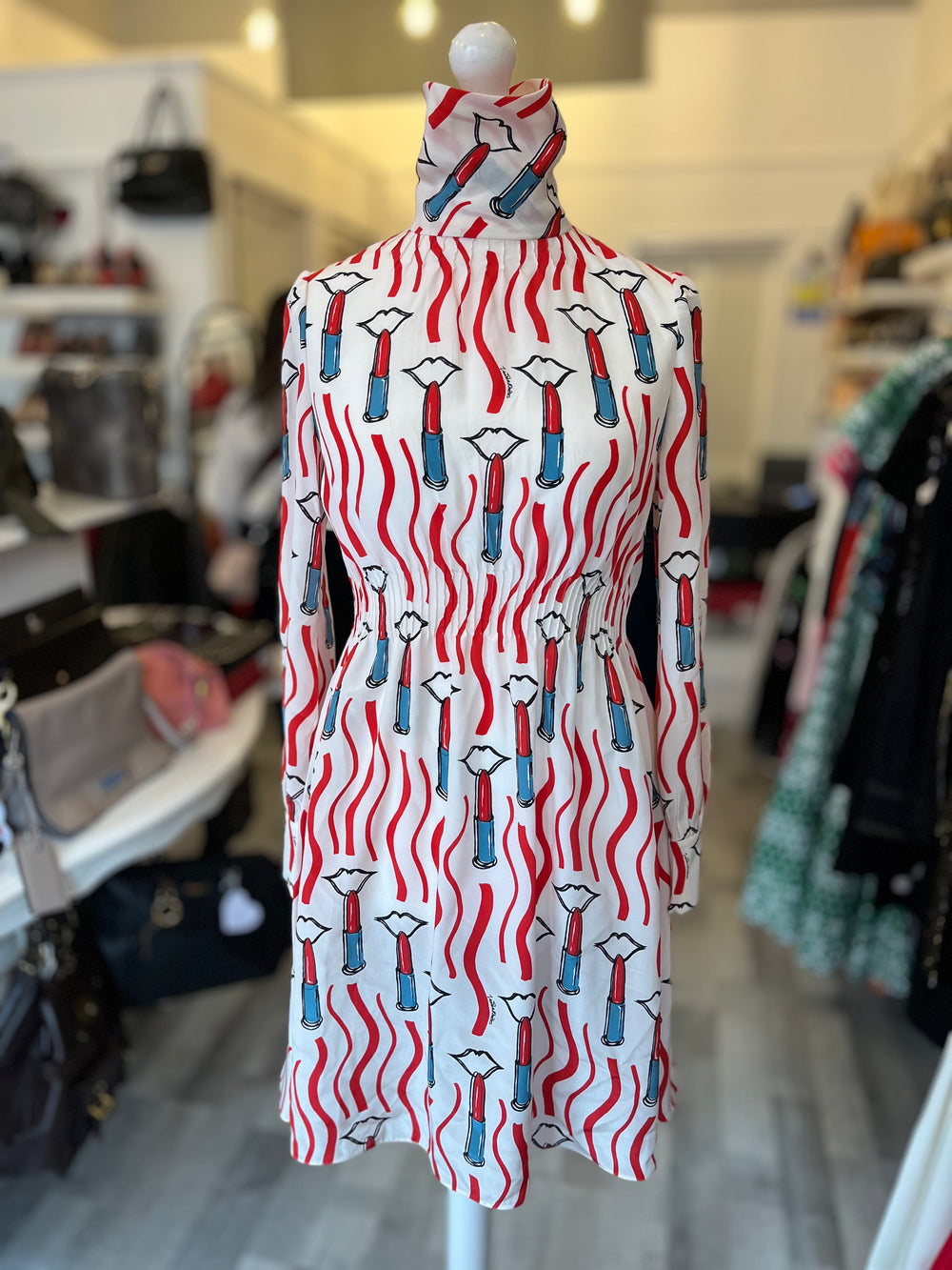 Pre Loved Valentino Zandra Rhodes Lipstick Dress size 42 uk10