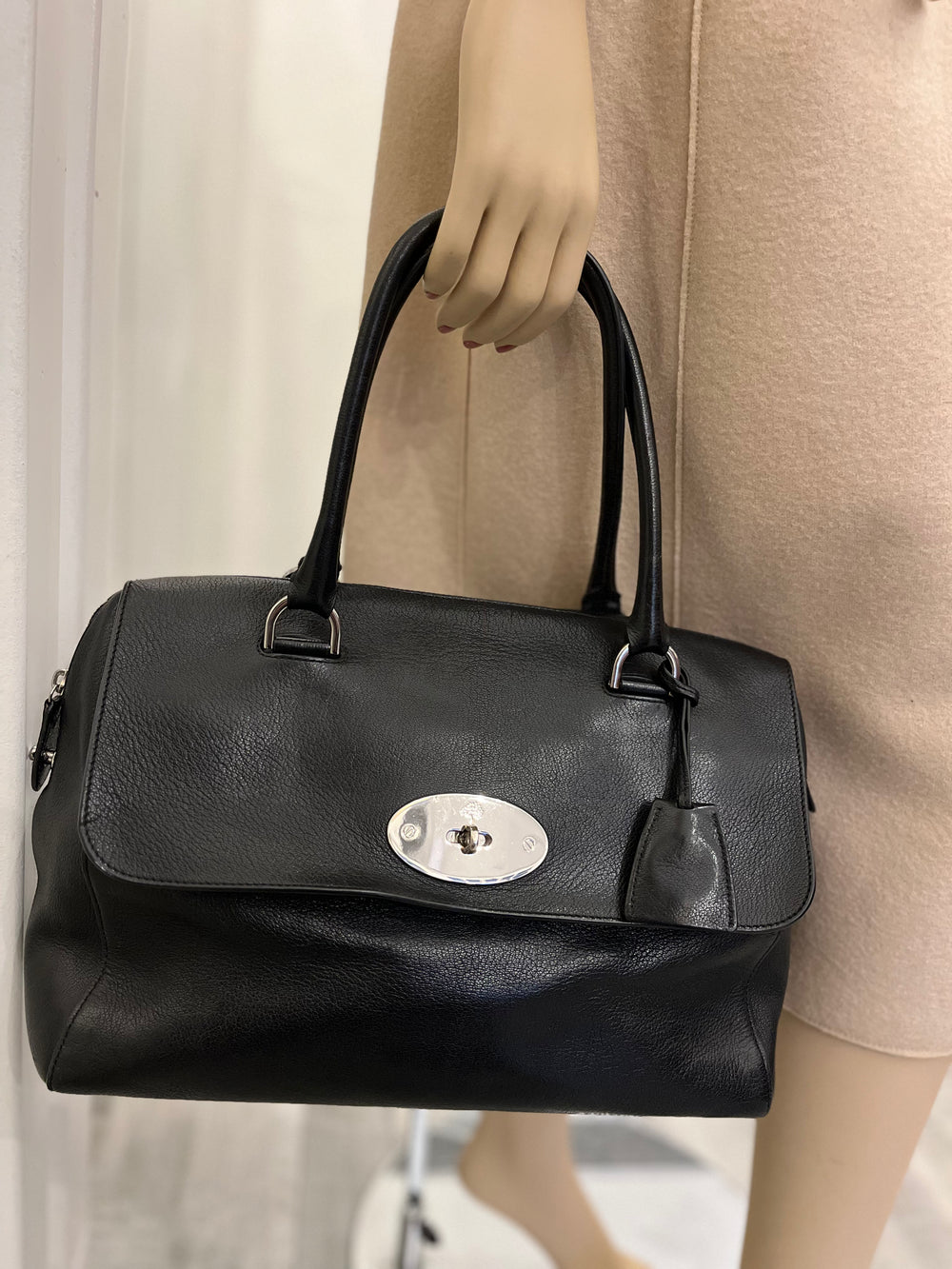 Pre Loved Mulberry Del Rey in Black Calf Leather