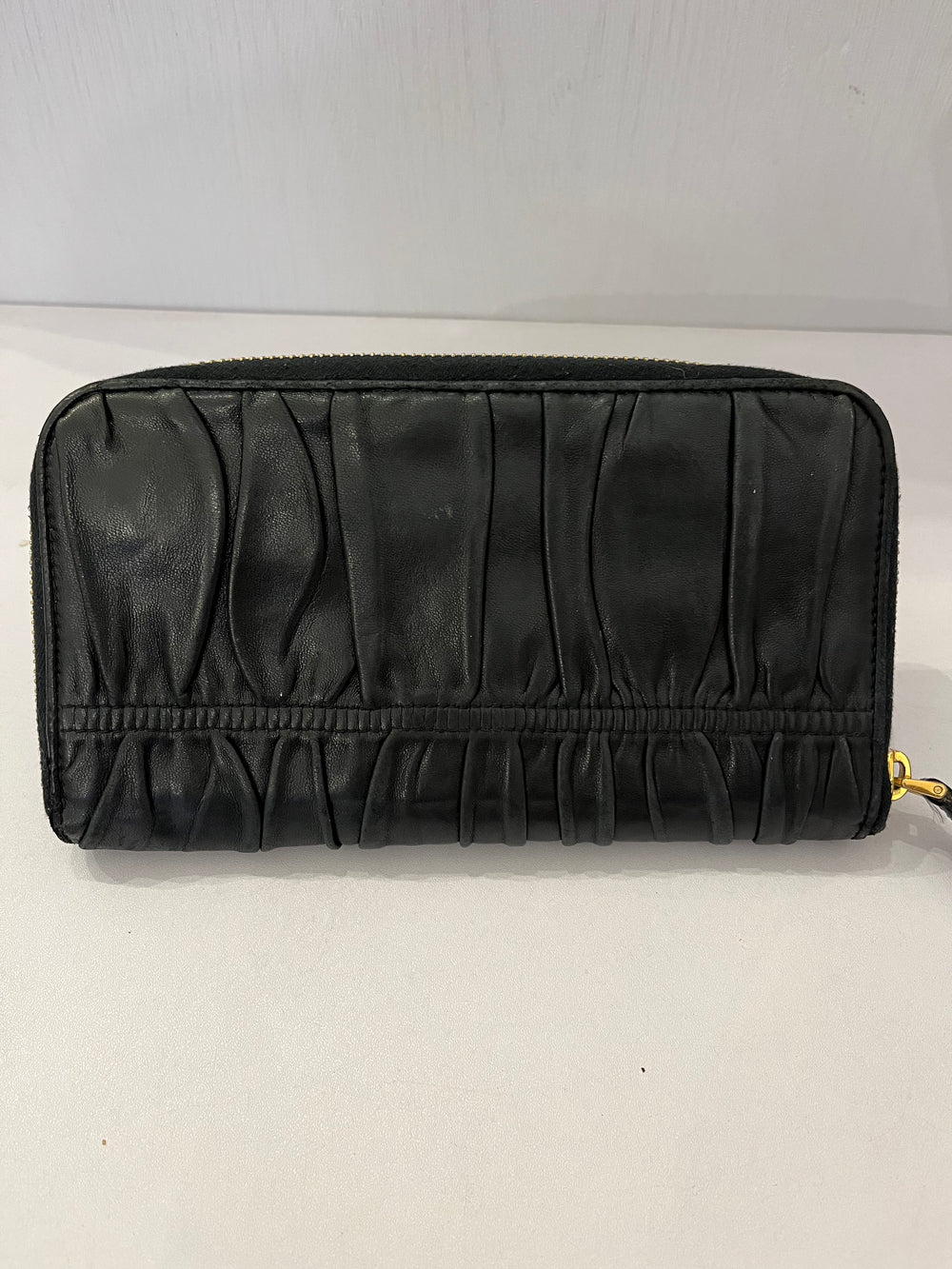 Pre Loved Prada Zip Around Matelasse Leather Purse in Black