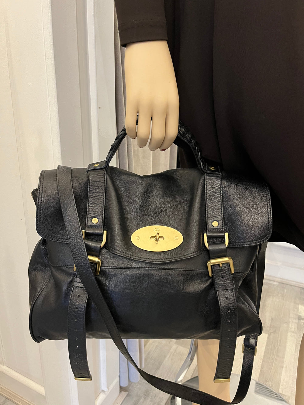 Pre Loved Mulberry Oversized Alexa in Black