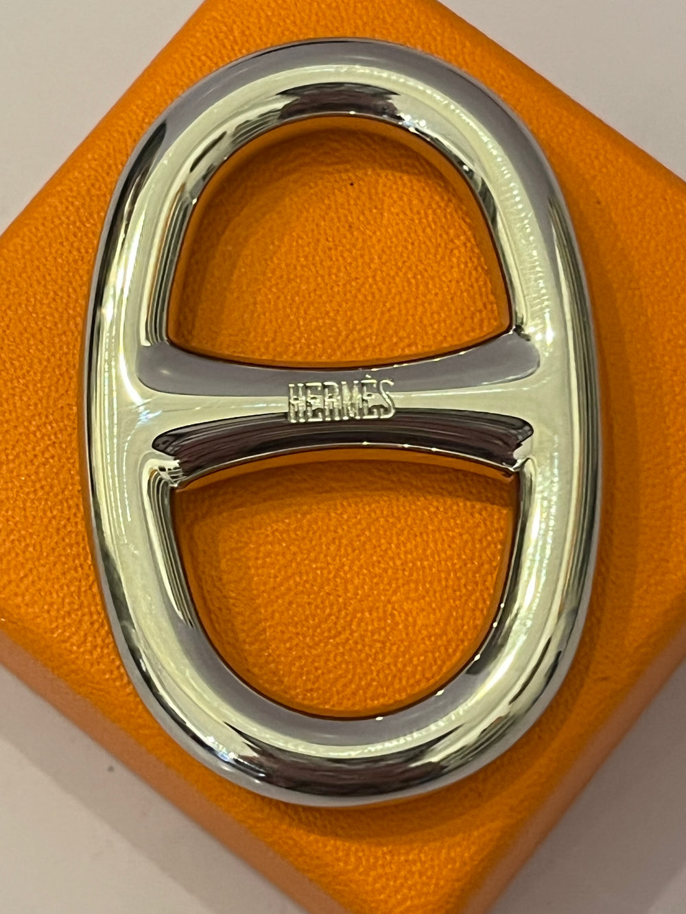 Pre Loved Hermes Chaine d’Ancre scarf ring (excellent)