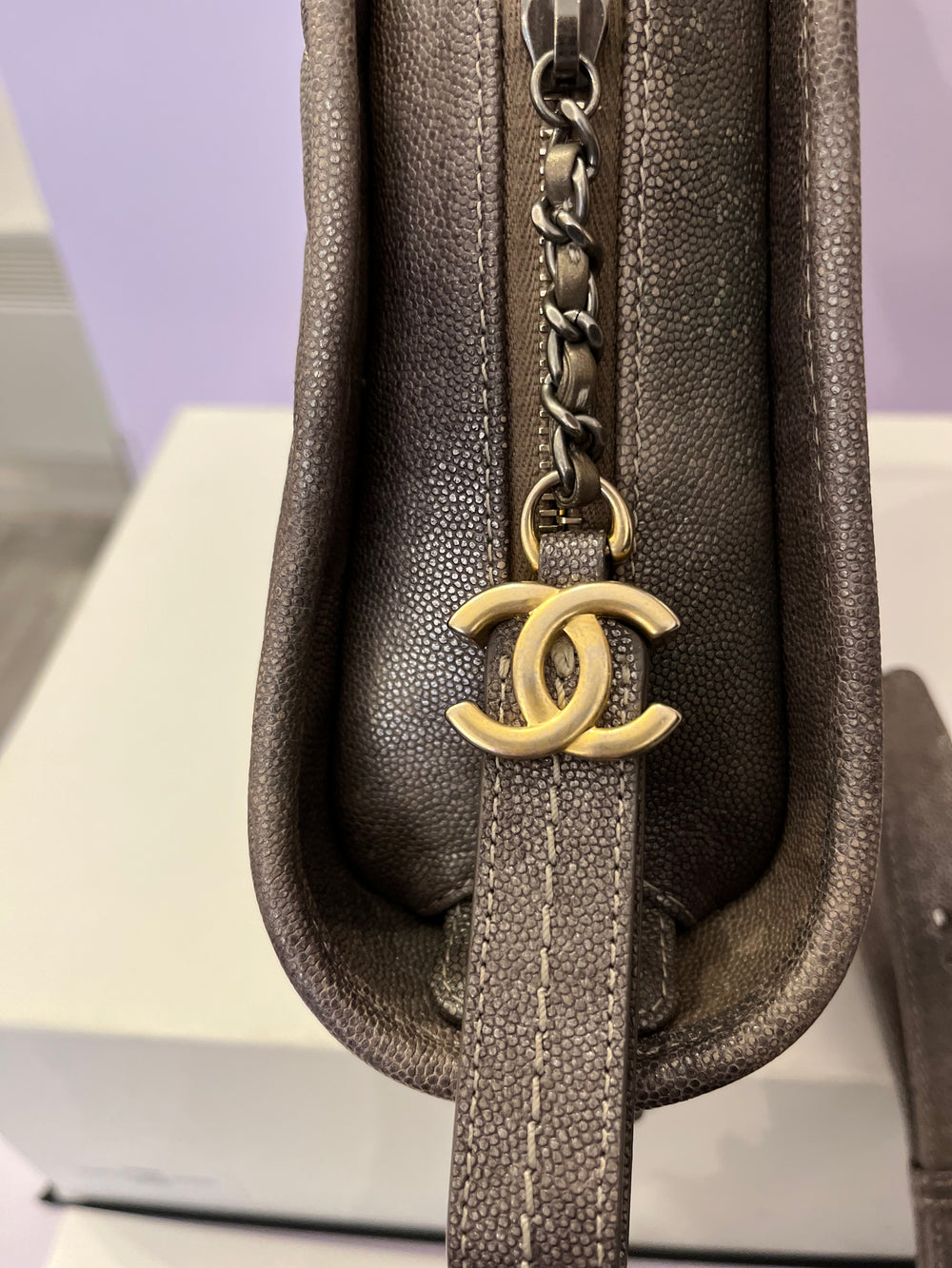 Pre Loved Chanel Gabrielle Chevron Shoulder Bag